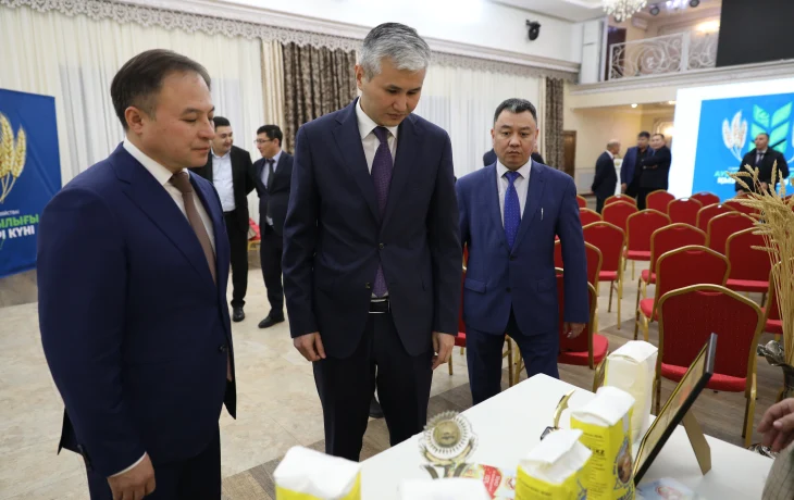 ФЕРМЕР СЛАВИТСЯ ТРУДОМ ФЕРМЕР СЛАВИТСЯ ТРУДОМ