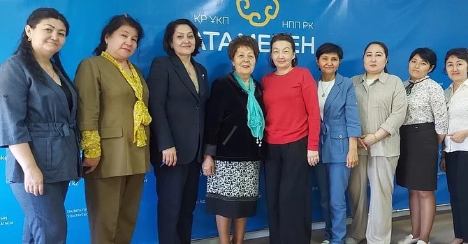 ІСКЕР ӘЙЕЛДЕР КЕҢЕСІ ЖҰМЫСЫН БАСТАДЫ ІСКЕР ӘЙЕЛДЕР КЕҢЕСІ ЖҰМЫСЫН БАСТАДЫ