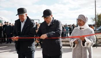 РЕСПУБЛИКА КҮНІ ҚАРСАҢЫНДА ҚАРАЖАЛДА №5 МЕКТЕПТІҢ ЖАҢА ҒИМАРАТЫ АШЫЛДЫ