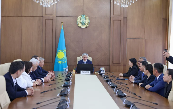 За трудовые заслуги и преданность делу