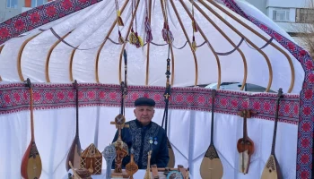 Сарбас Жүнісов — мастер, вдохнувший душу в дерево и звук