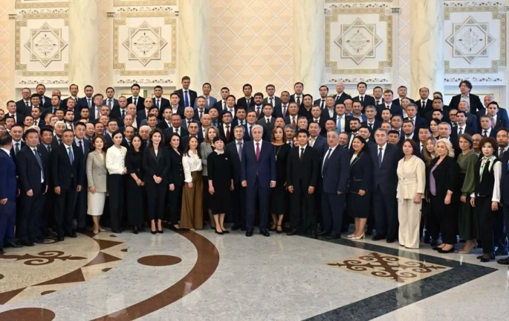 ВСТРЕЧА ПРЕЗИДЕНТА РЕСПУБЛИКИ КАЗАХСТАН КАСЫМ-ЖОМАРТА ТОКАЕВА С ПРЕДСТАВИТЕЛЯМИ ОТЕЧЕСТВЕННОГО БИЗНЕСА ВСТРЕЧА ПРЕЗИДЕНТА РЕСПУБЛИКИ КАЗАХСТАН КАСЫМ-ЖОМАРТА ТОКАЕВА С ПРЕДСТАВИТЕЛЯМИ ОТЕЧЕСТВЕННОГО БИЗНЕСА