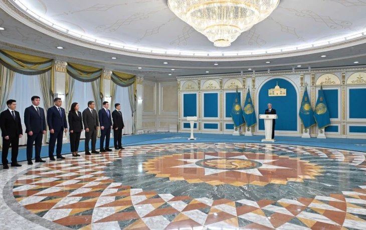 Қасым-Жомарт Тоқаев Қазақстан арқылы әлемнің ең ірі сауда нарықтарына жол ашатын 5 теміржол дәлізі өтетінін айтты 