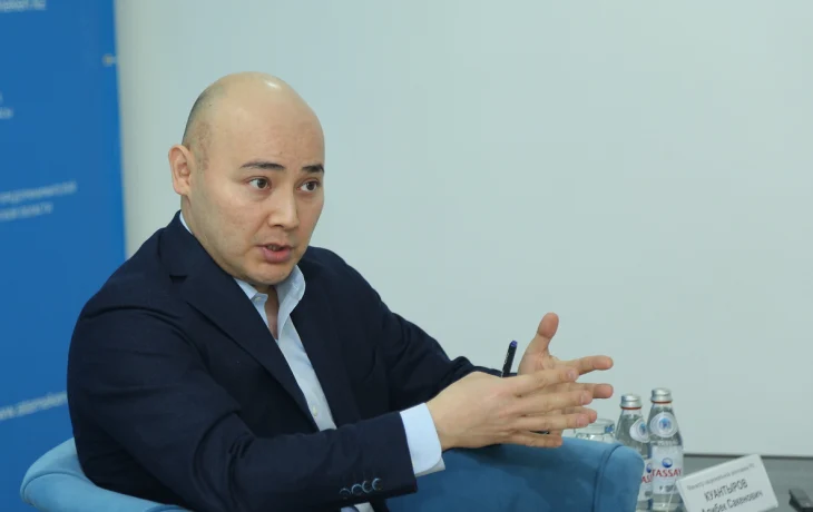 Министр национальной экономики РК Алибек Куантыров: «Мы приложим все усилия для решения насущных вопросов» Министр национальной экономики РК Алибек Куантыров: «Мы приложим все усилия для решения насущных вопросов»