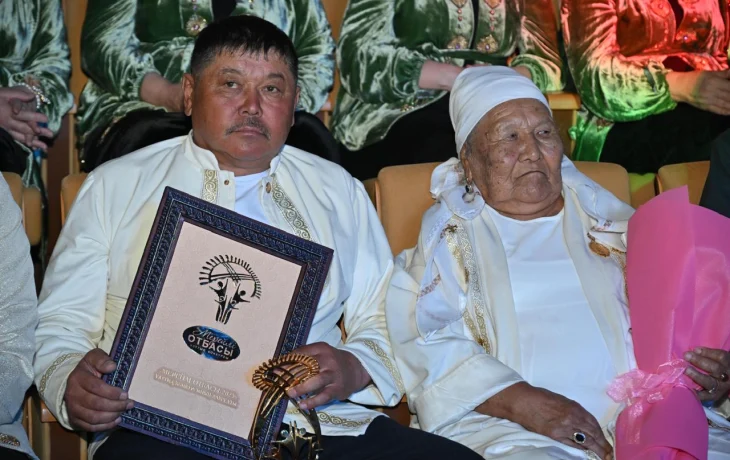 Жаңаарқалық отбасы «Мерейлі отбасы – 2025» ұлттық байқауында жүлдегер атанды