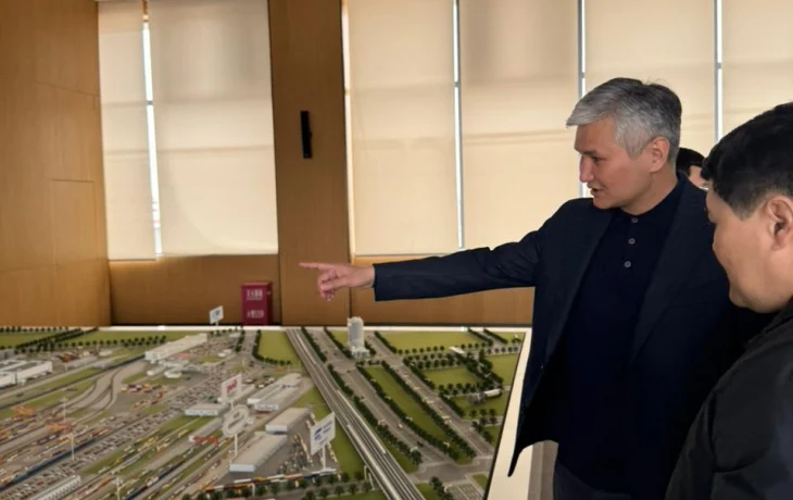 Аким области Ұлытау Дастан Рыспеков в рамках рабочего визита в Китайскую Народную Республику провёл официальную встречу с губернатором провинции Шэньси Чжао Ганом