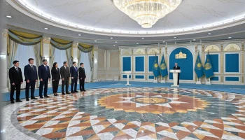 Қасым-Жомарт Тоқаев Қазақстан арқылы әлемнің ең ірі сауда нарықтарына жол ашатын 5 теміржол дәлізі өтетінін айтты 