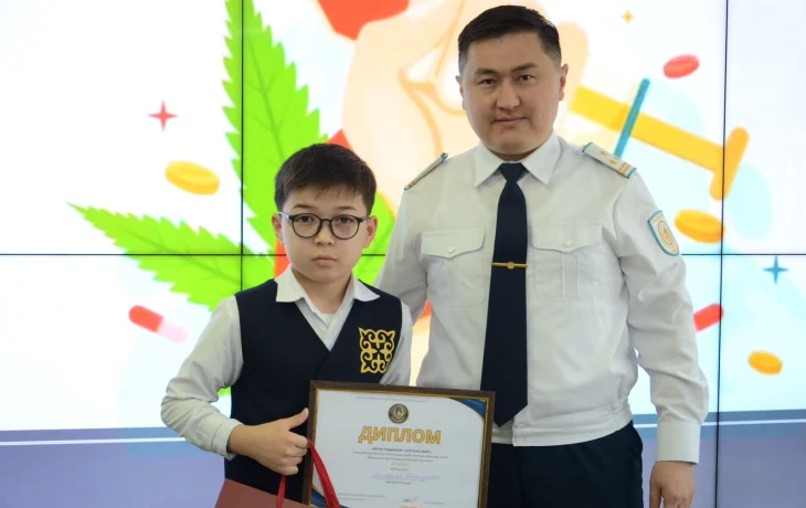 Ұлытауда есірткіге қарсы жасөспірімдер үн қосты: үздік бейнероликтер мен суреттер анықталды