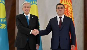 Қасым-Жомарт Тоқаев пен Садыр Жапаров келіссөз жүргізді
