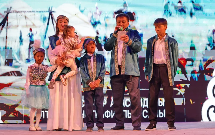 Семейные ценности и преемственность поколений Семейные ценности и преемственность поколений